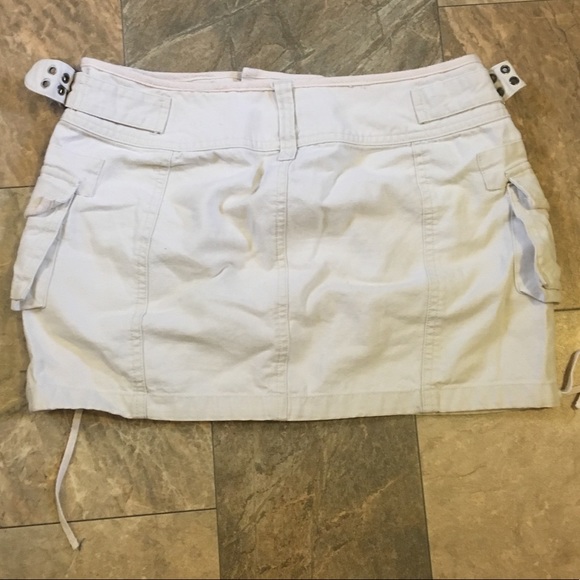 Skirt - Picture 2 of 3